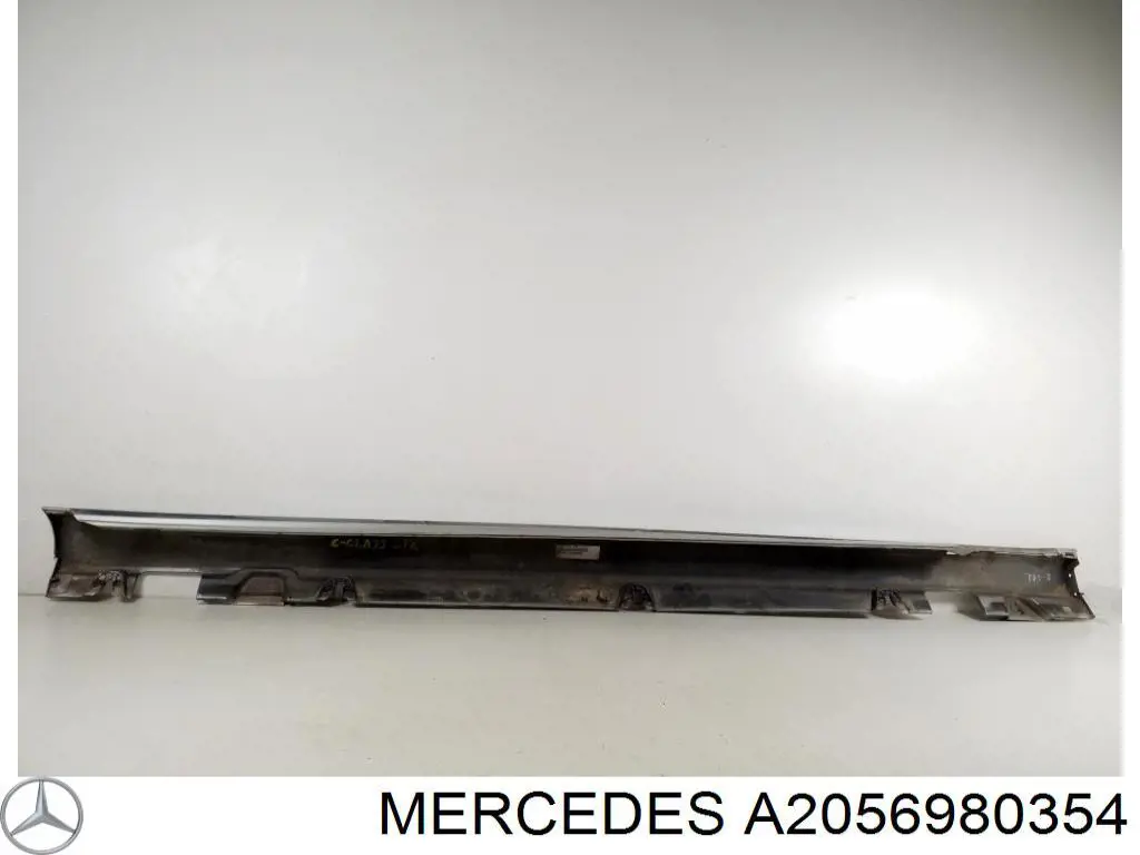 Накладка (молдинг) порога наружная левая Mercedes 2056980354