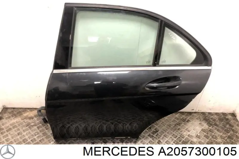 Купить 2057300105 Mercedes Дверь задняя