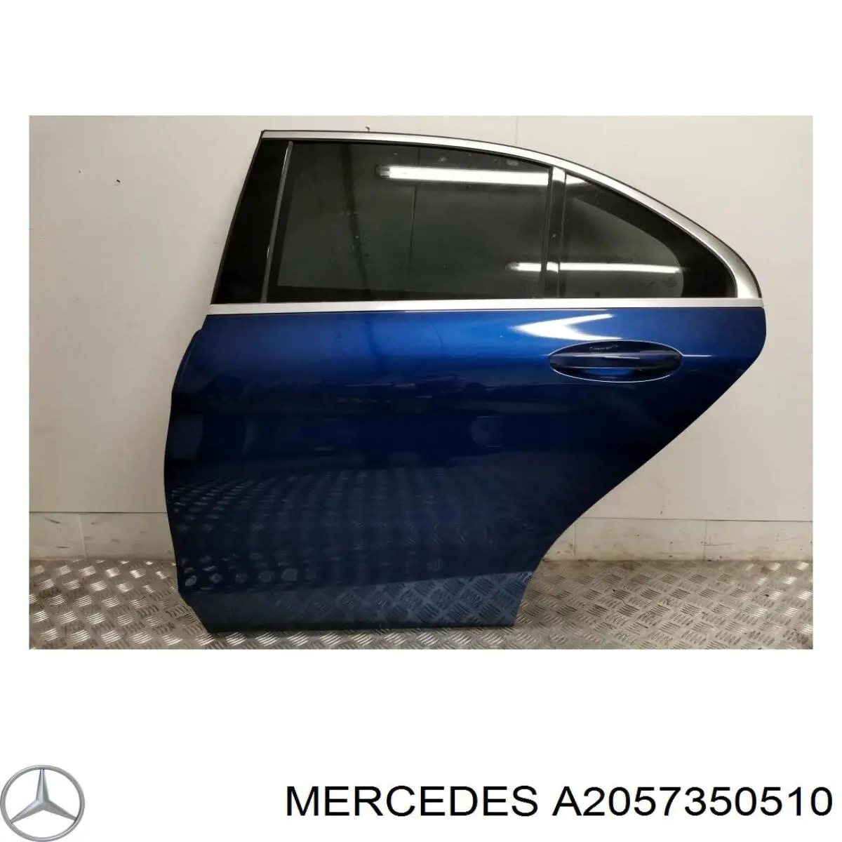 A2057350510 Mercedes Стекло двери задней левой