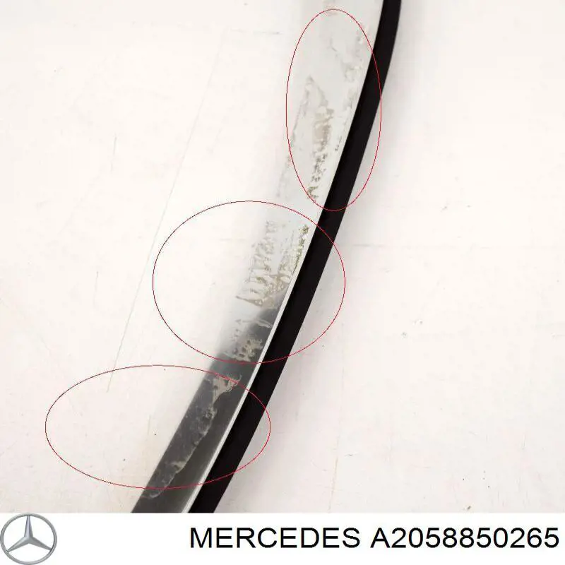 Кронштейн бампера заднего центральный 2058850265 Mercedes