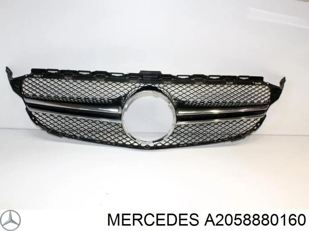 A20588801609040 Mercedes Решетка радиатора