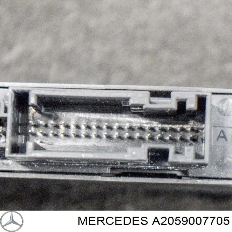 Блок управления акпп 2059007705 Mercedes
