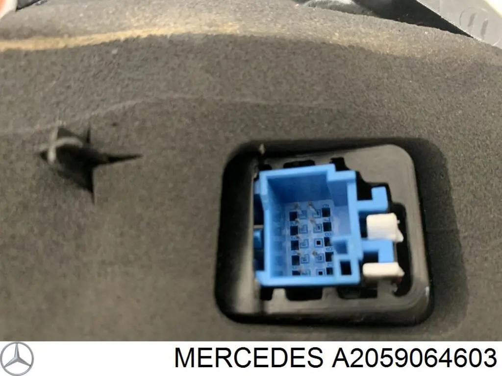 Фонарь задний правый Autotechteile 1208260 цена, от 224.80 USD