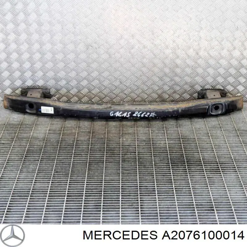 Усилитель заднего бампера 2076100014 Mercedes