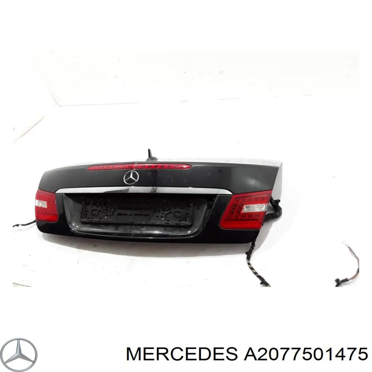 A2077501475 Mercedes Крышка багажника