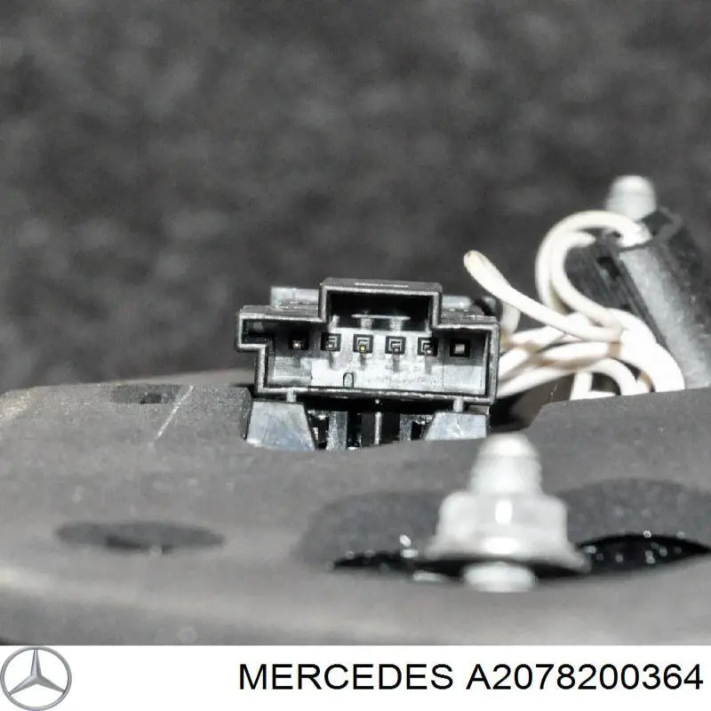 A2078200364 Mercedes Задняя левая внутренняя фара