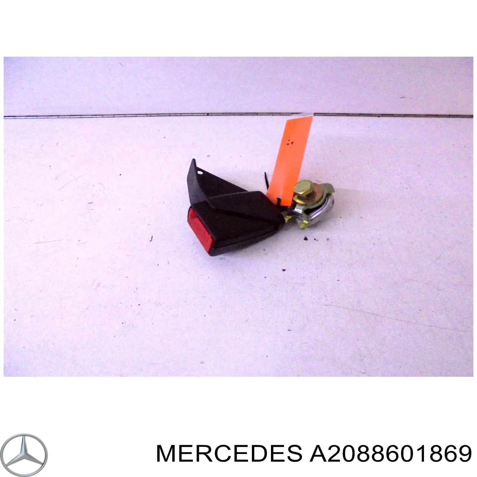 2088601869 Mercedes 