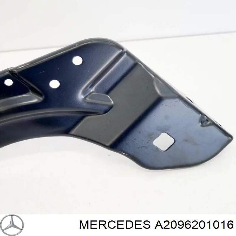 2096201016 Mercedes суппорт радиатора правый (монтажная панель крепления фар)