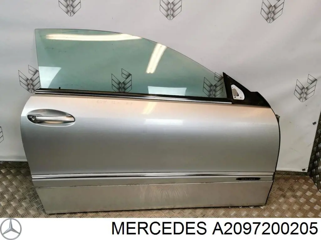 A2097200205 Mercedes дверь передняя правая