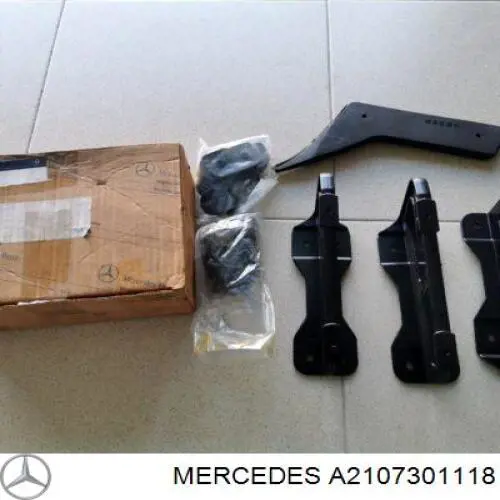 Стекло заднее левое Mercedes 2107301118