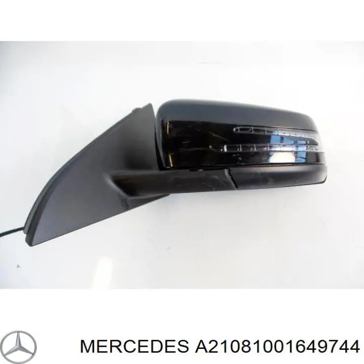 Накладка левого зеркала заднего вида Mercedes 2108100164