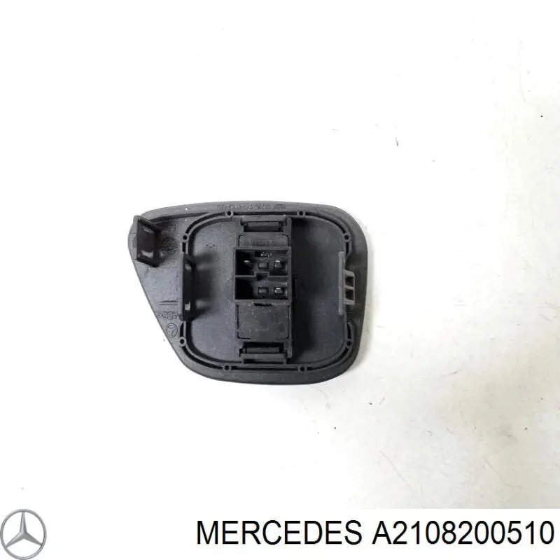 210820051064 Mercedes 