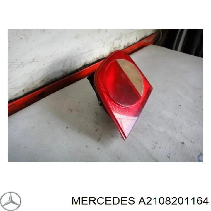 Фонарь задний левый, внутренний Mercedes 2108201164 цена, от 6.33 USD