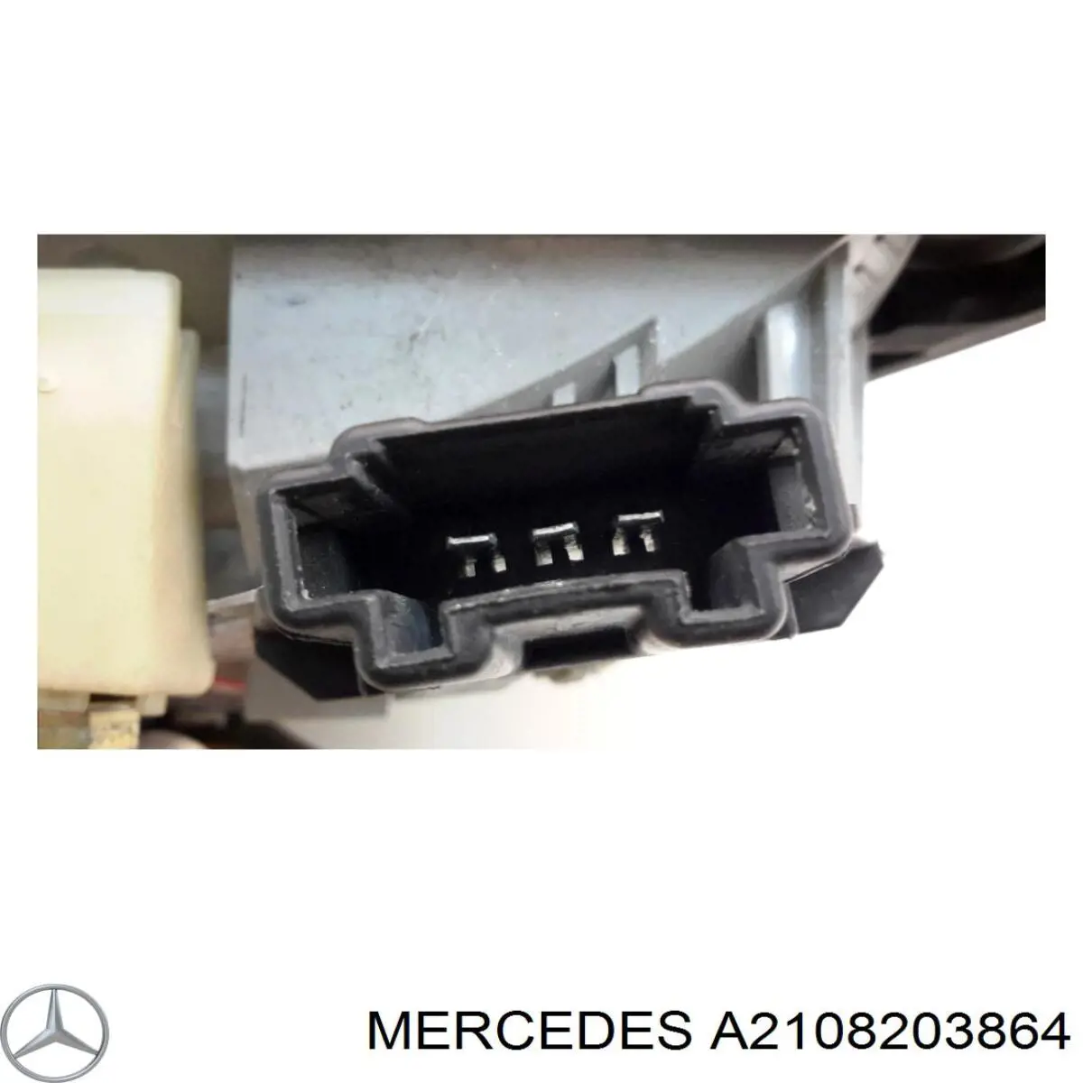 Фонарь задний правый, внутренний Mercedes 2108204064 цена, от 16.47 USD