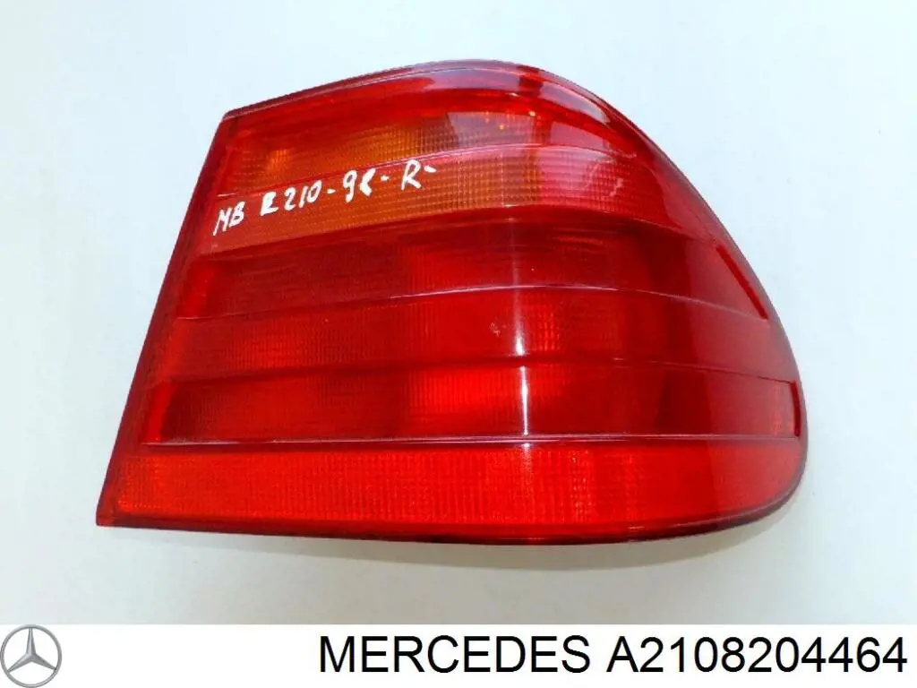 714098290282 Mercedes Задний правый внешний фонарь