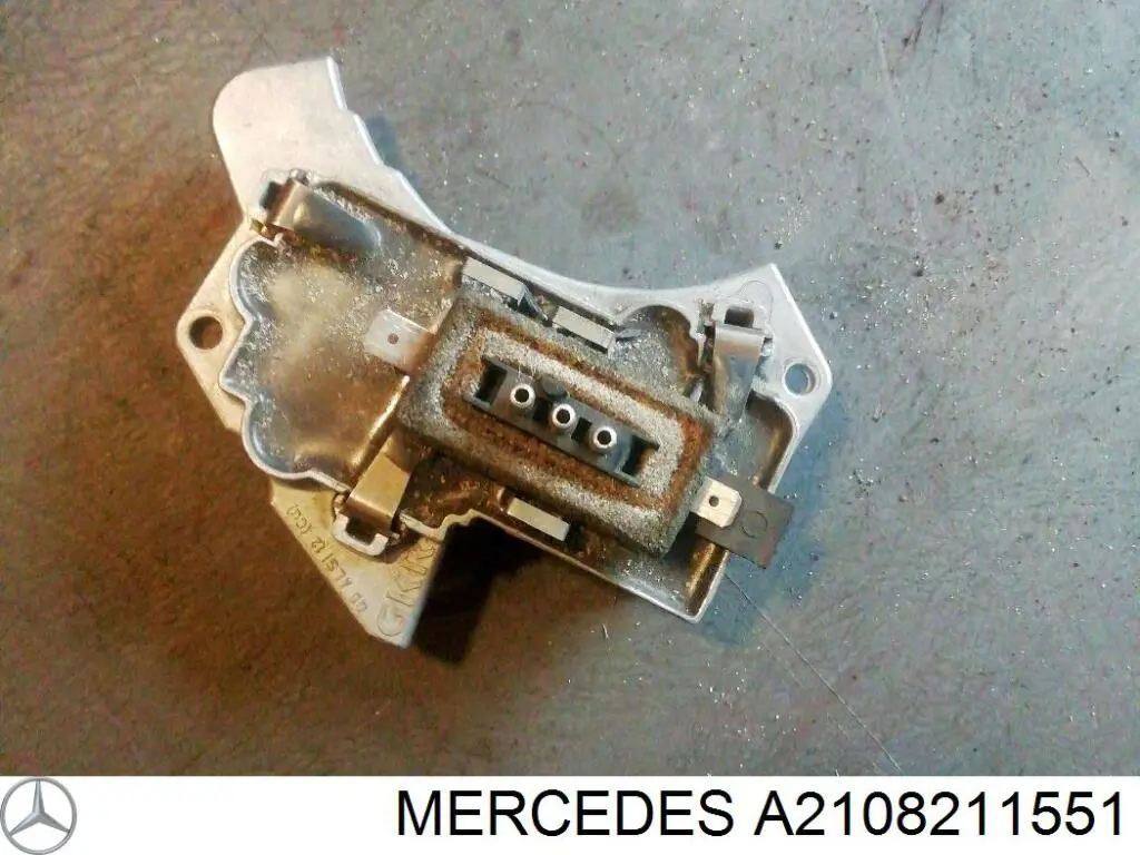 A2108211551 Mercedes резистор (сопротивление вентилятора печки (отопителя салона))
