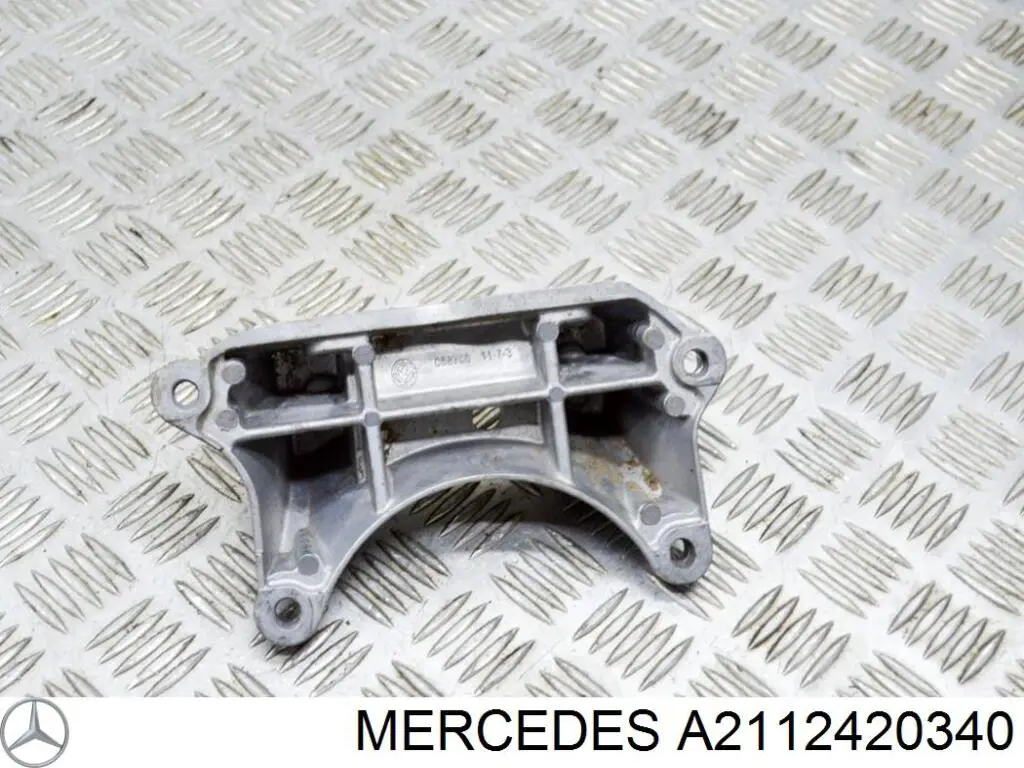 Крепление подушки коробки передач Mercedes A2112420340