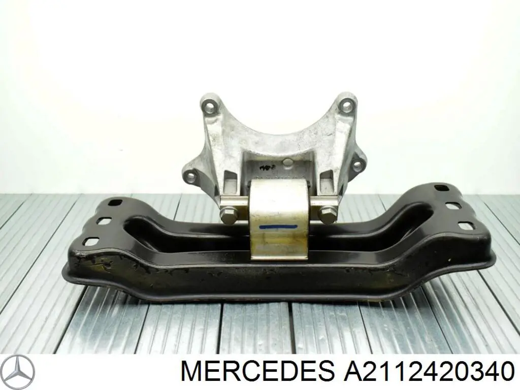 A2112420340 Mercedes Кронштейн подушки коробки передач