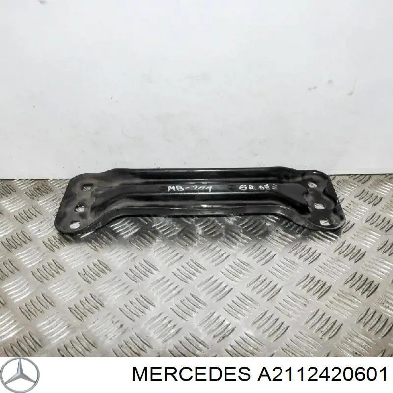 Крепление трансмиссии Mercedes A2112420601 цена, от 11.00 USD