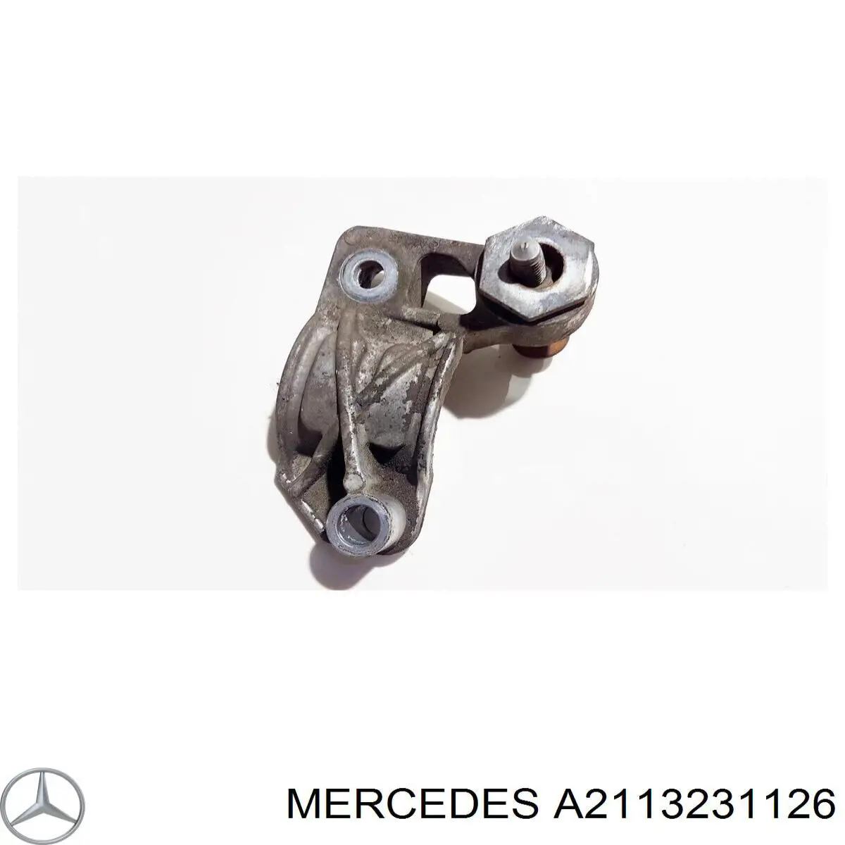 Хомут крепления втулки стабилизатора переднего 2113200542 Mercedes