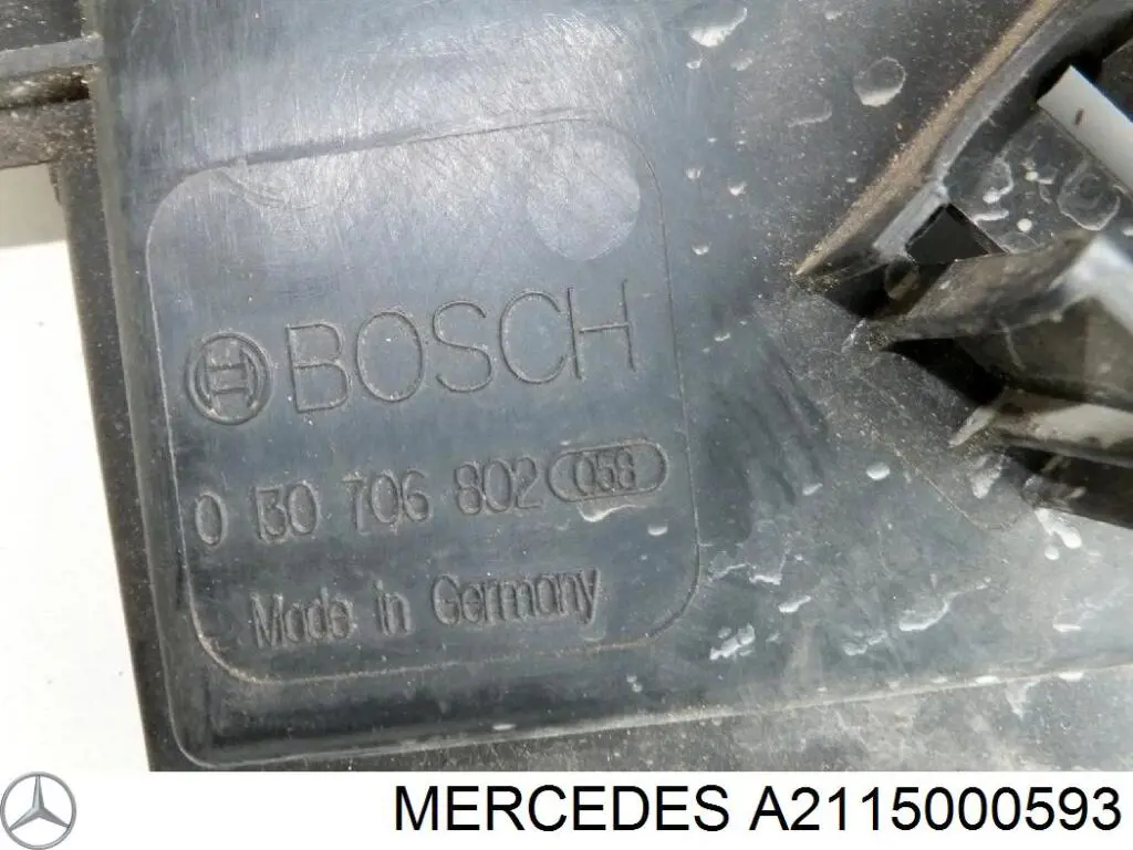 A2115000593 Mercedes difusor do radiador de esfriamento, montado com motor e roda de aletas