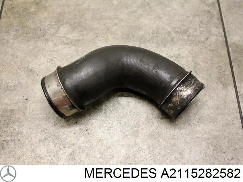 A2115282582 Mercedes mangueira (cano derivado superior esquerda de intercooler)