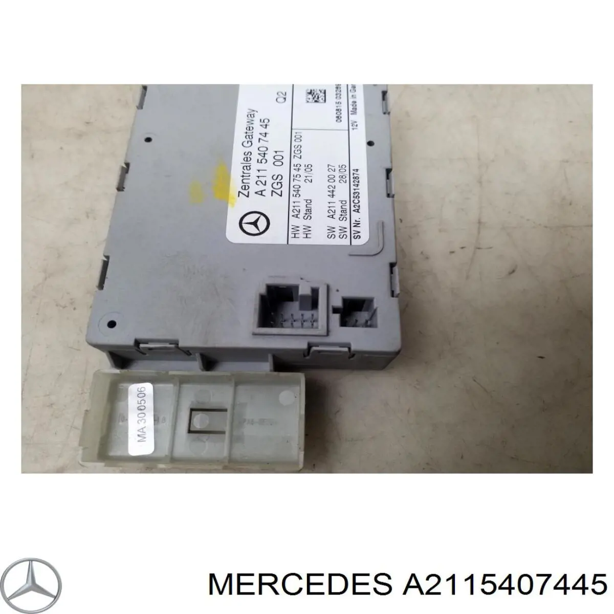 2115407445 Mercedes 