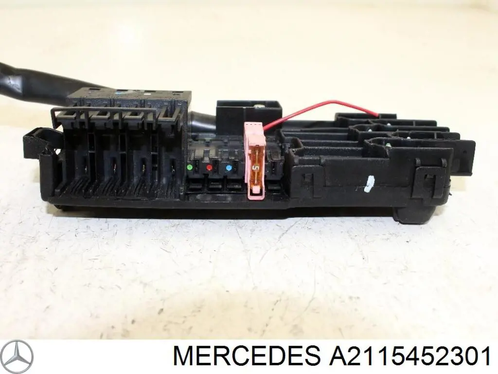 Коробка предохранителей Mercedes A2115452301 цена, от 8.87 USD