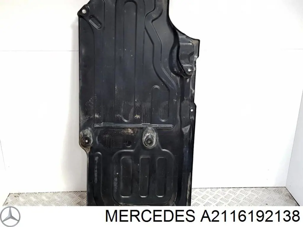 Купить 2116192138 Mercedes Защита днища задняя левая