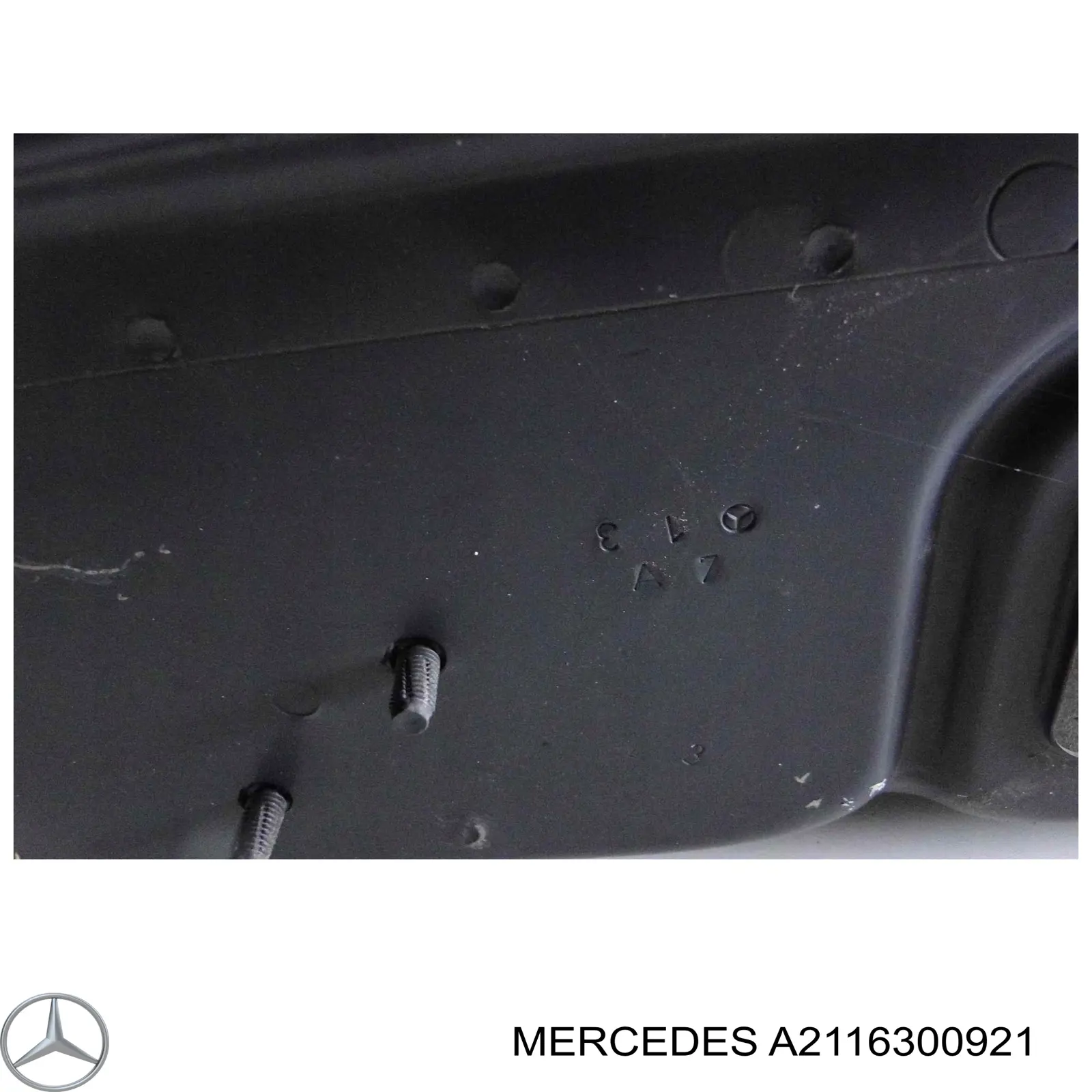 Pára-lama traseiro esquerdo para Mercedes E (S211)
