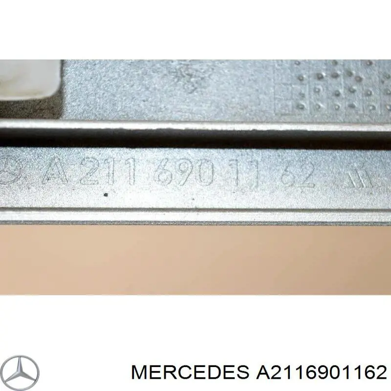 Купить A2116901162 Mercedes Молдинг задней левой двери