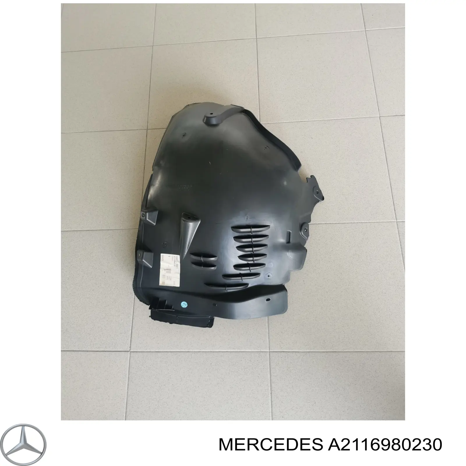 Подкрылок крыла переднего правый передний A2116980230 Mercedes