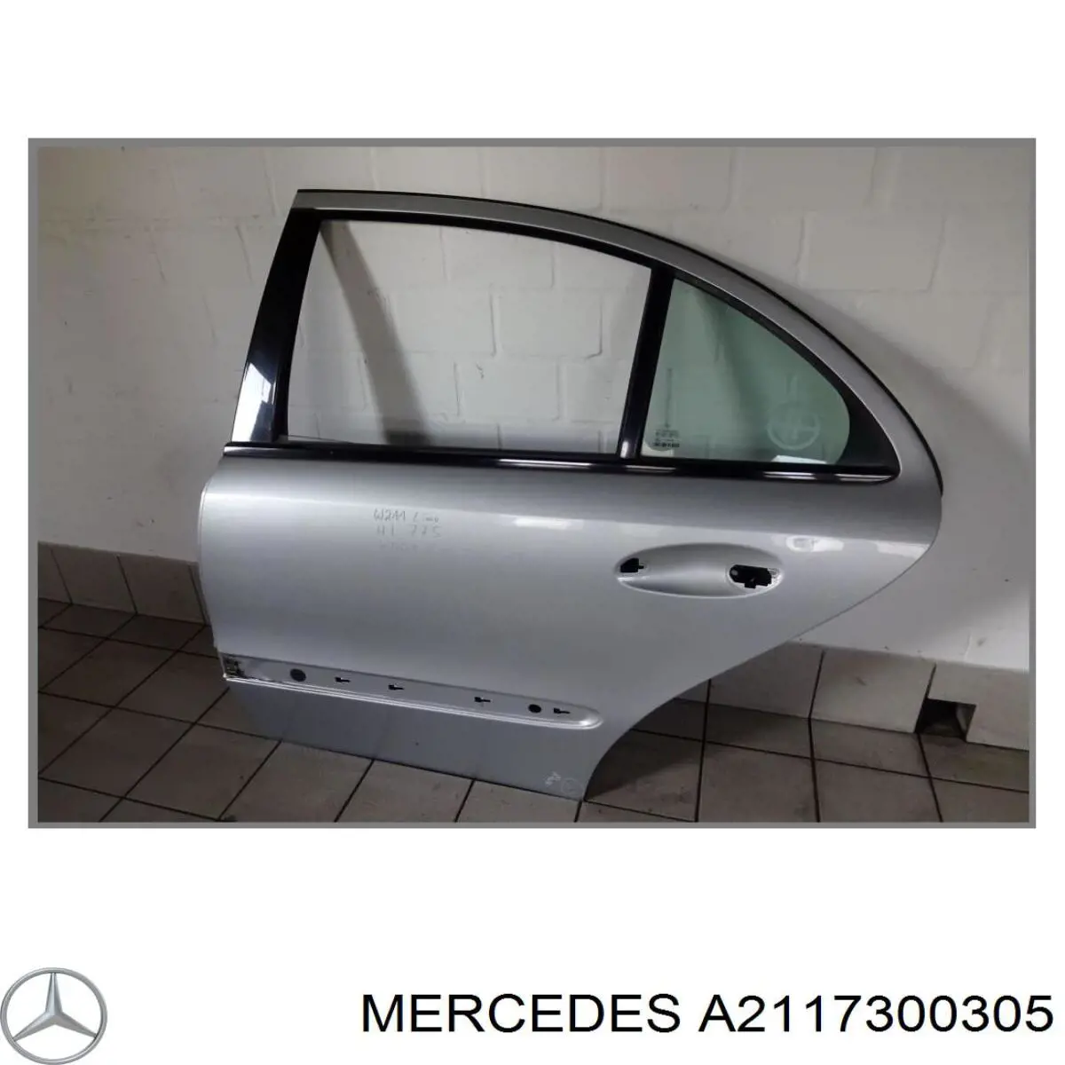 Дверь задняя левая A2117300305 Mercedes