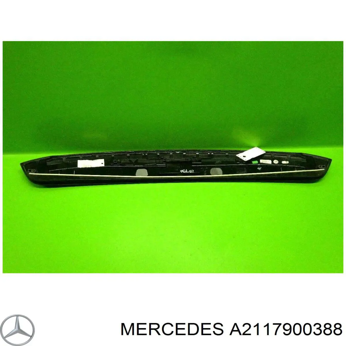 Крыло на багажник Mercedes 2117900388 цена, от 31.67 USD