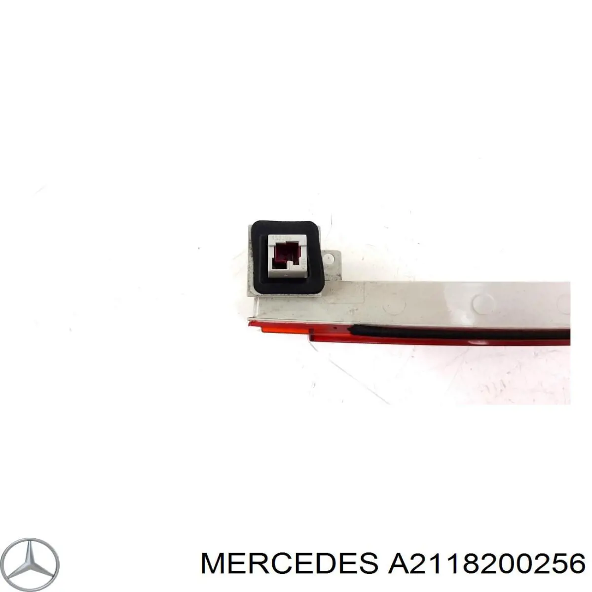 Фонарь сигнальный на Mercedes E  S211