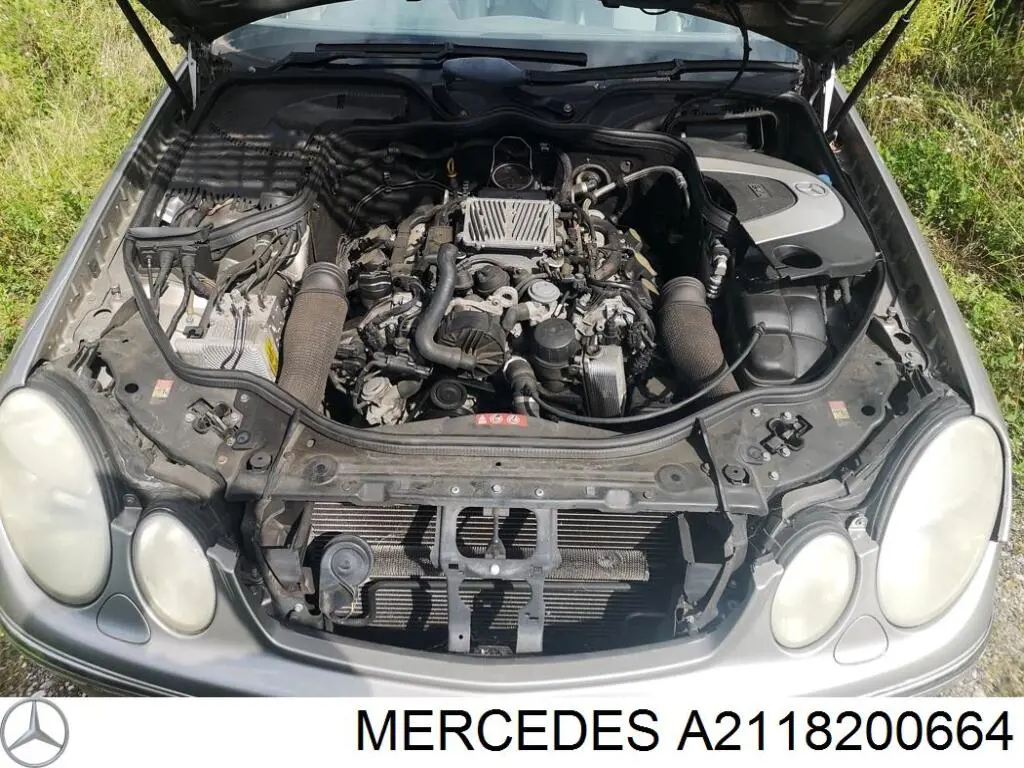 Фонарь задний правый Mercedes A2118200664
