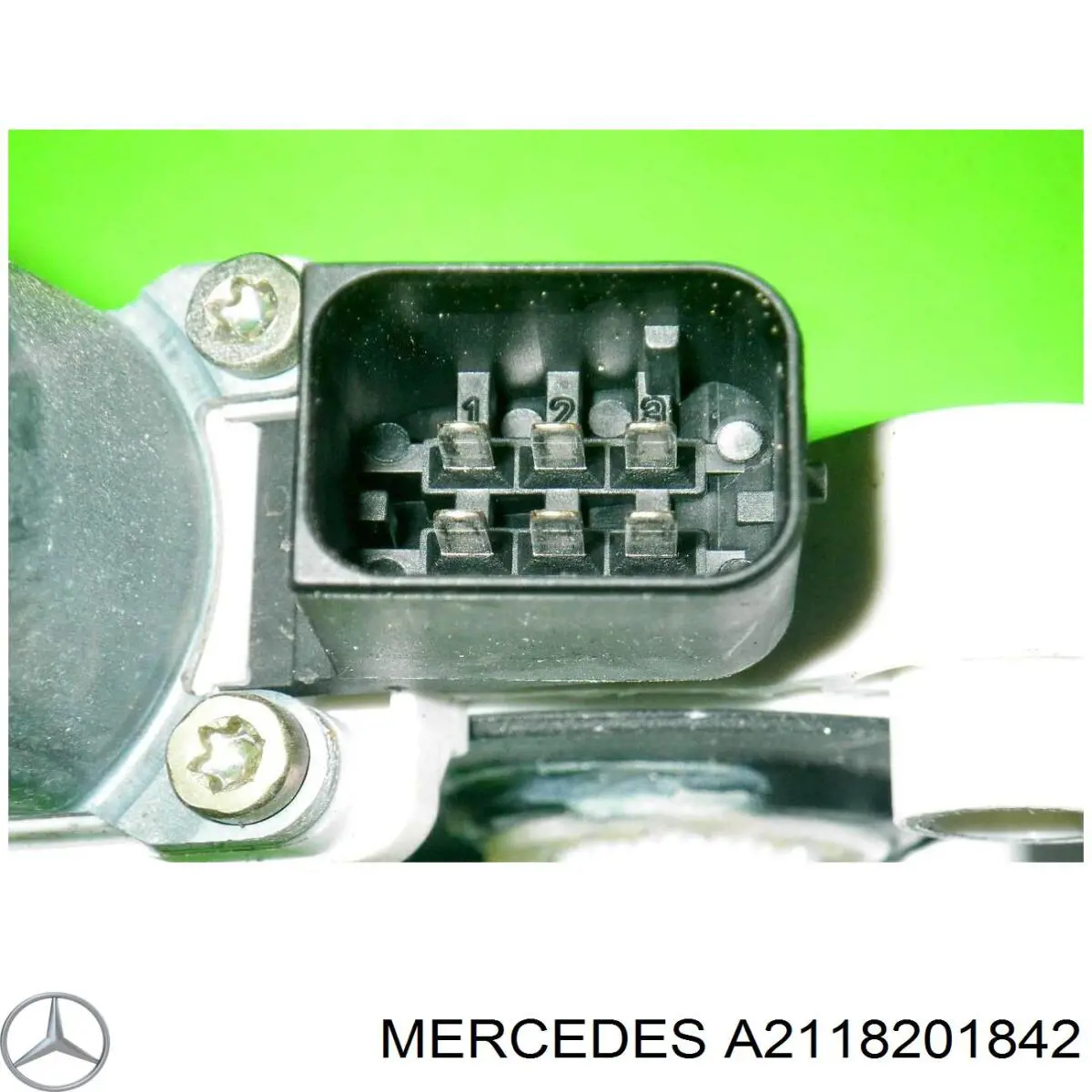 Мотор стеклоподъемника двери передней правой 2118201842 Mercedes