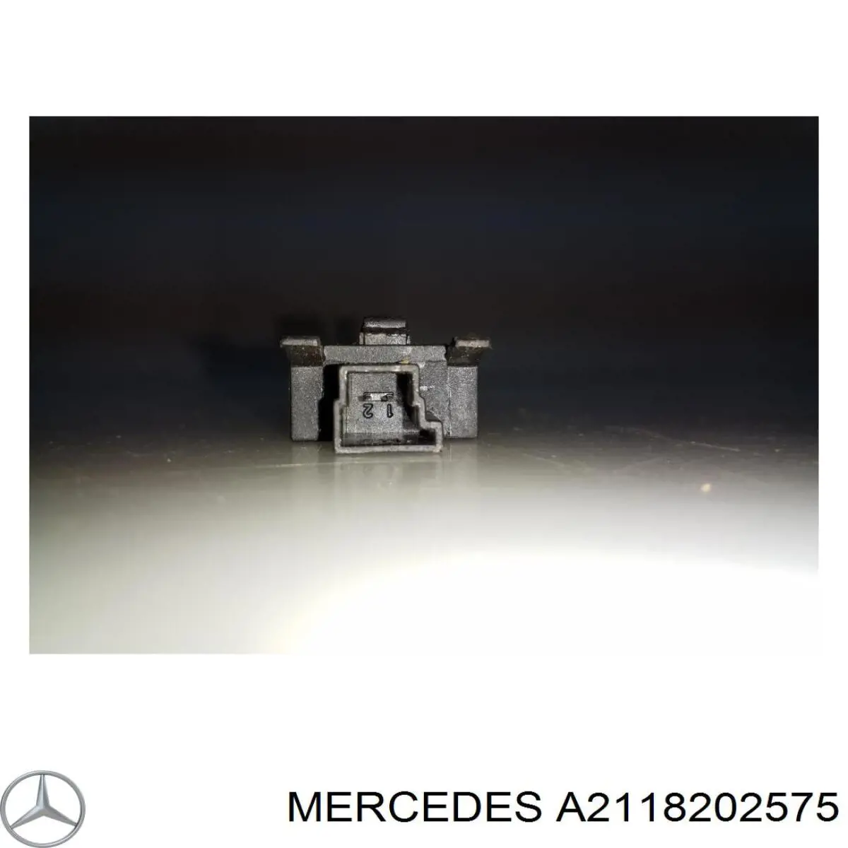  Mercedes 2118202575