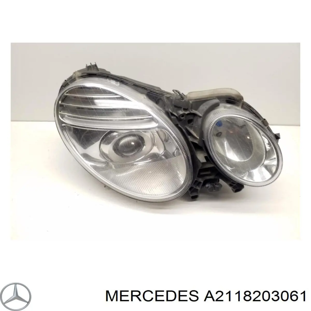 A2118203061 Mercedes luz direita
