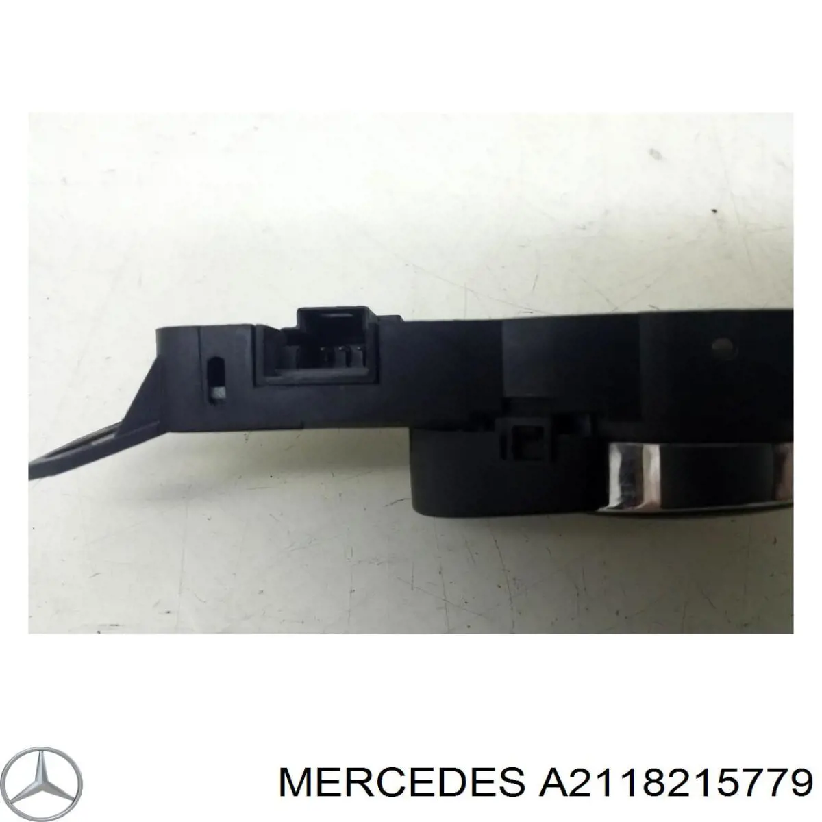 Регулятор зеркал 2118215779 Mercedes
