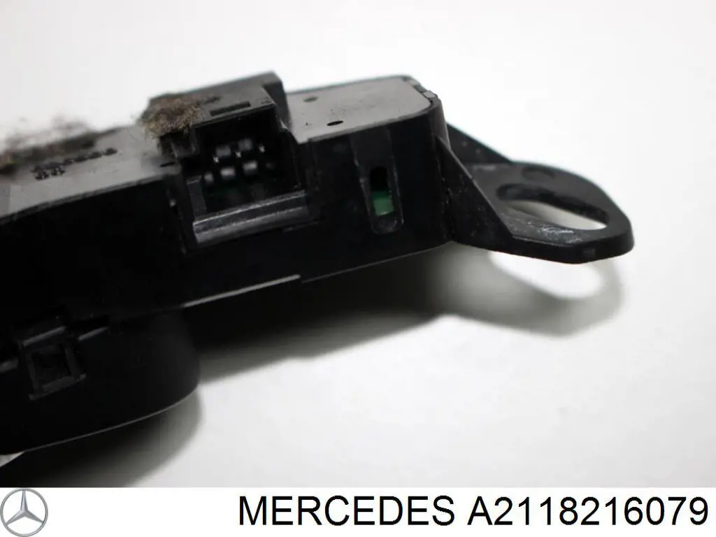 A2118216079 Mercedes 