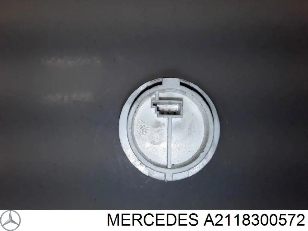 Датчик температуры салона 2038300072 Mercedes
