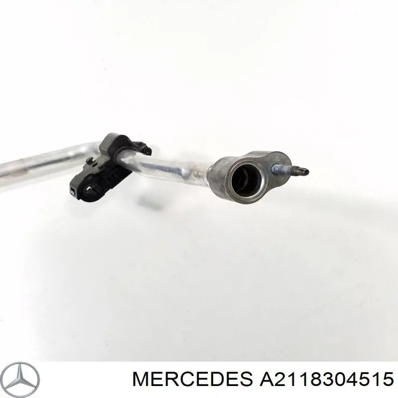 Шланг кондиционера, от испарителя к компрессору 2118304515 Mercedes