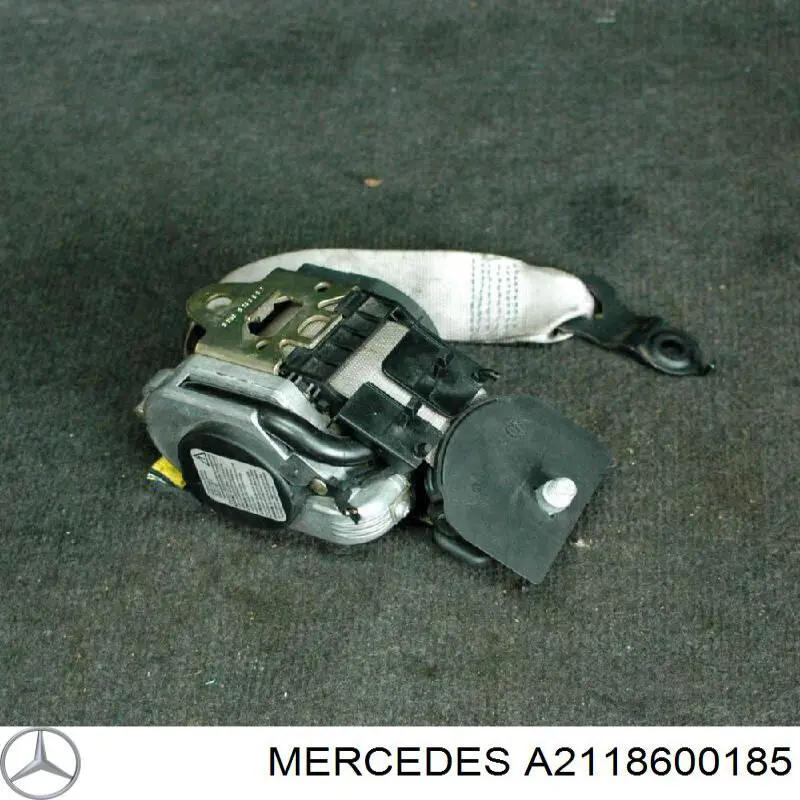 Ремень безопасности передний левый Mercedes A2118600185