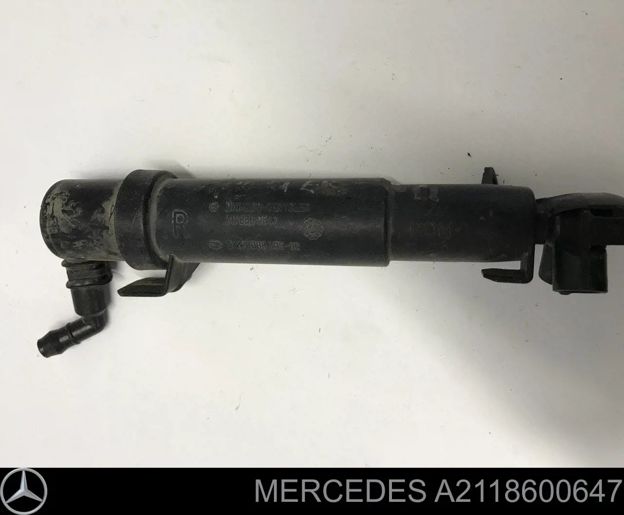 Форсунка омывателя фары передней, правой Mercedes A2118600647 цена, от 12.70 USD