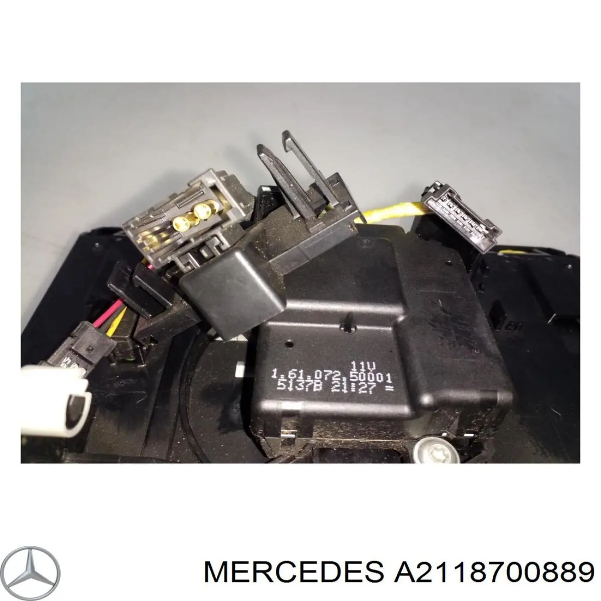 Магнитола (радио AM/FM) Mercedes A2118700889 цена, от 20.60 USD