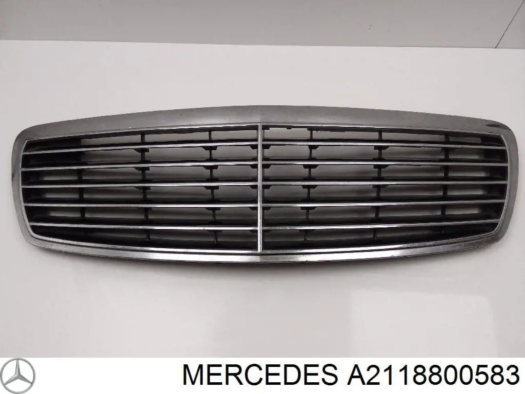 A2118800583 Mercedes решетка радиатора