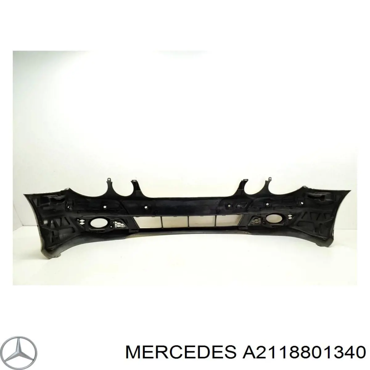 Передний бампер A2118801340 Mercedes