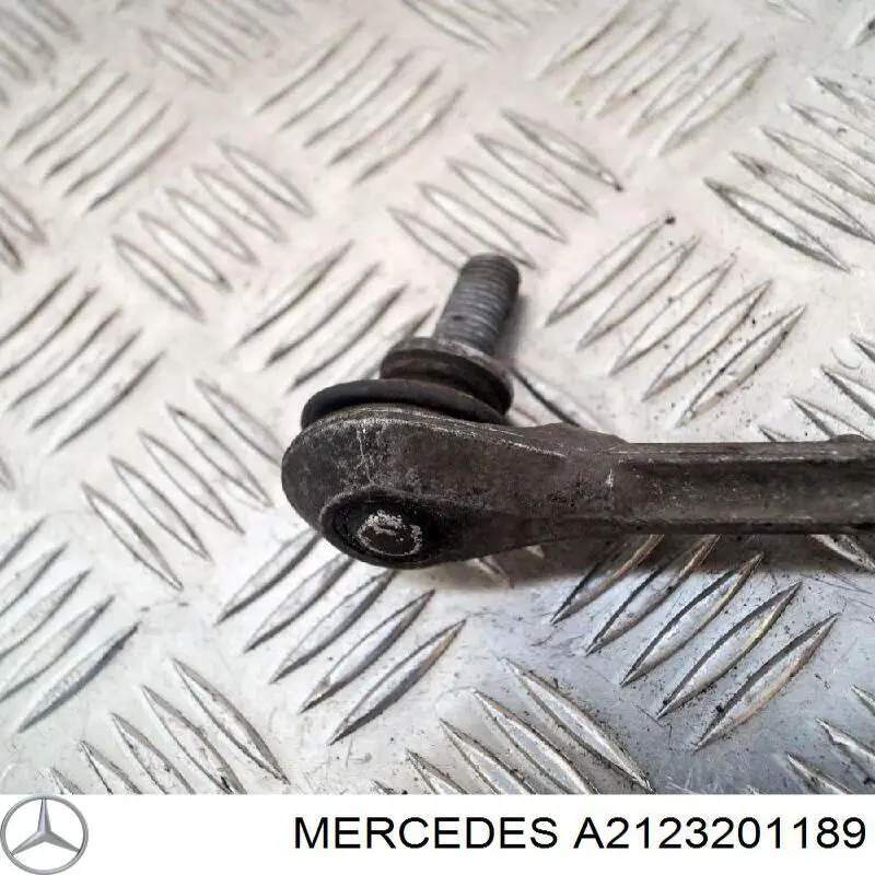 Стойка стабилизатора, переднего, левая Mercedes A2123201189