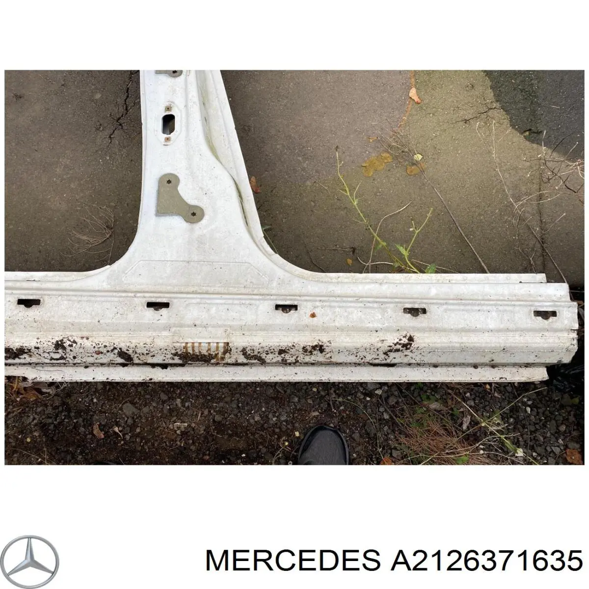  Порог внешний правый Mercedes E 